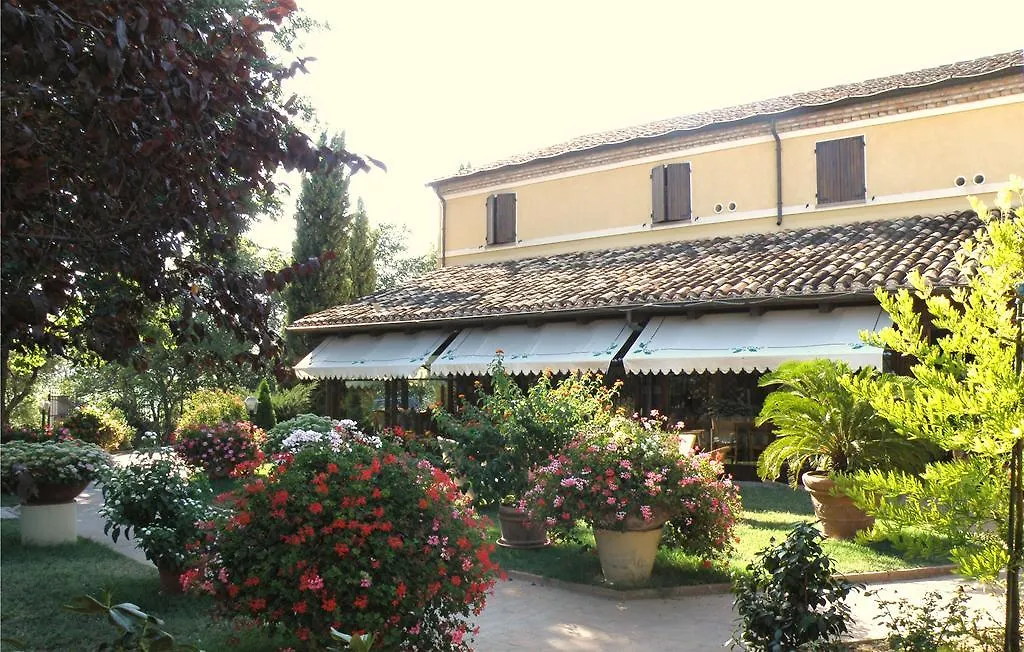 Agriturismo La Grotta-1