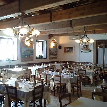 Agriturismo La Grotta-3